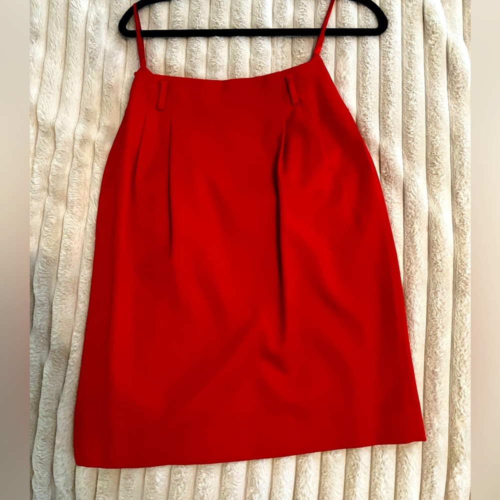 Fully lined super soft 100% wool red skirt! Size 6!